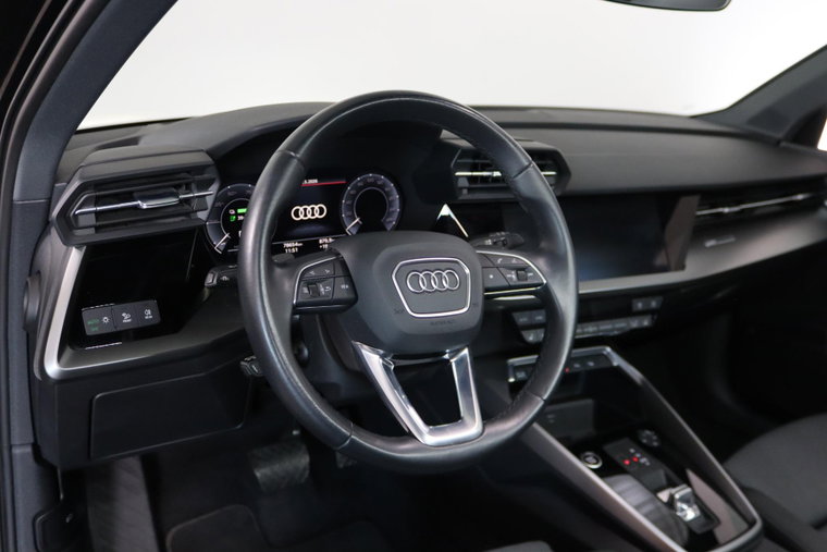 Vehicle Image 39