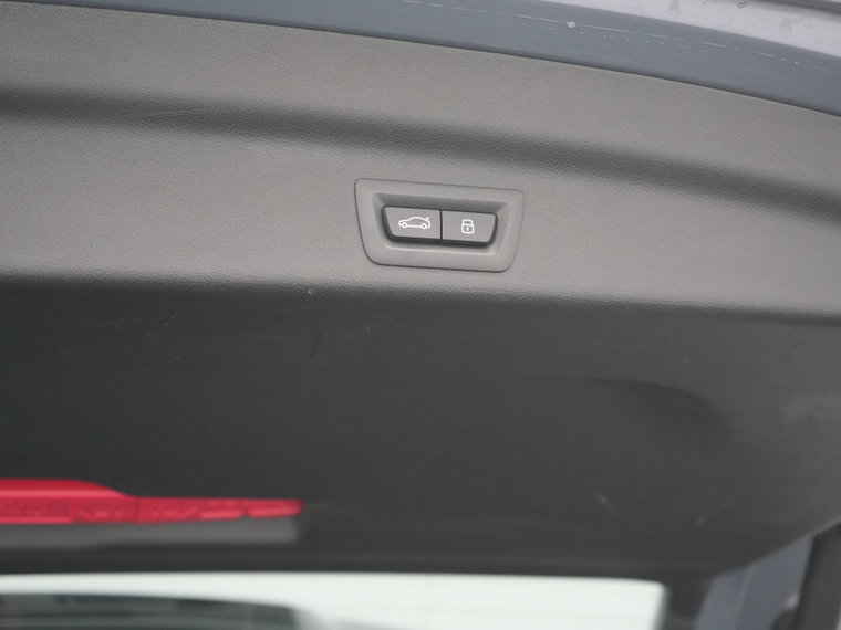 Vehicle Image 41