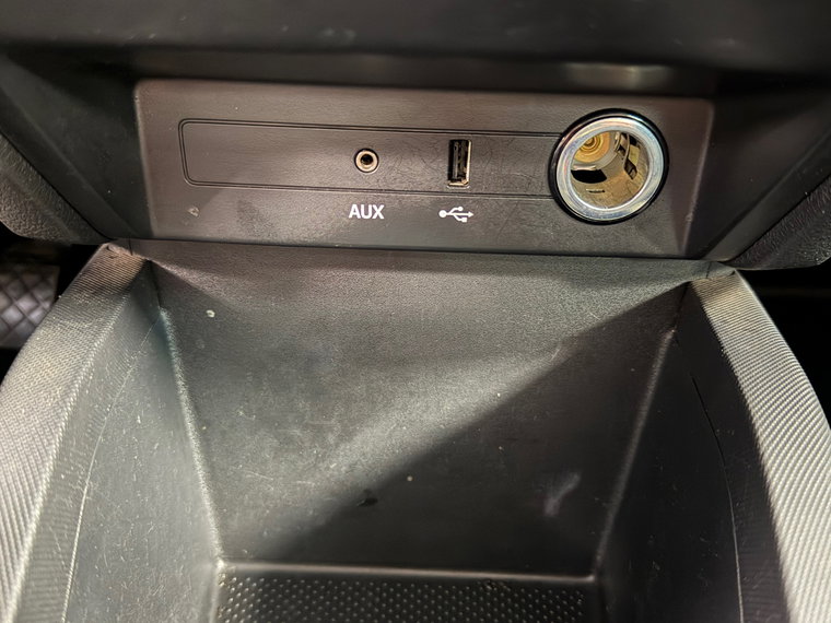 Vehicle Image 27