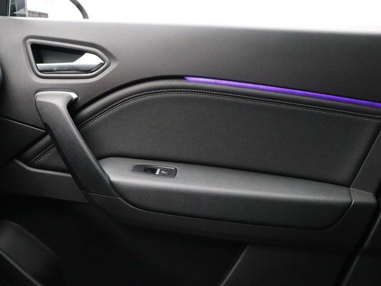 Vehicle Image 38