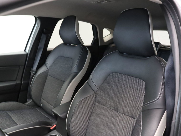 Vehicle Image 40