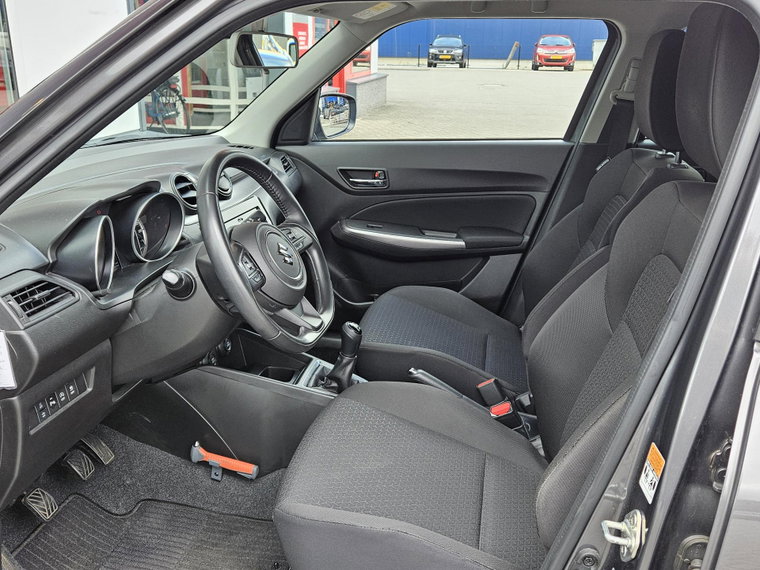 Vehicle Image 37