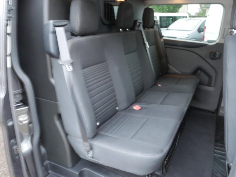 Vehicle Image 15