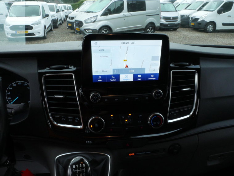 Vehicle Image 18