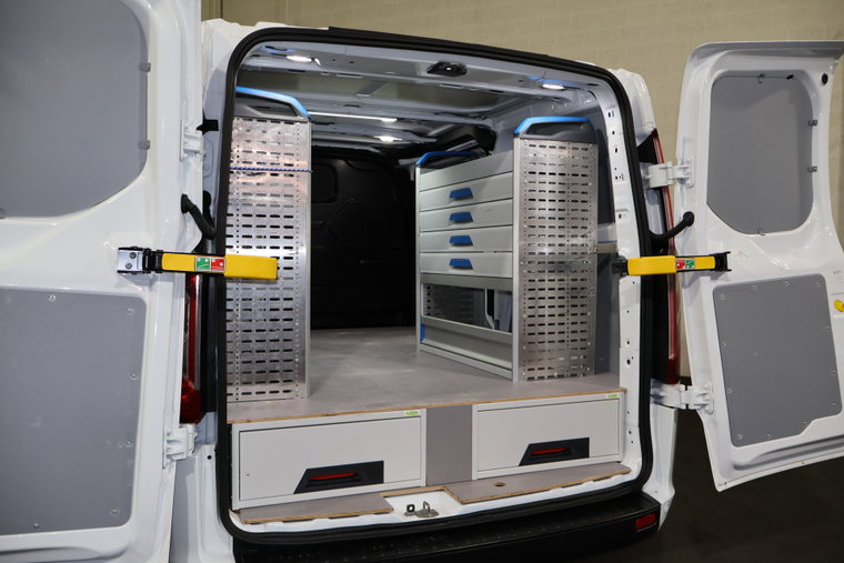 Vehicle Image 13