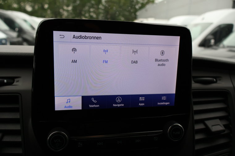 Vehicle Image 36