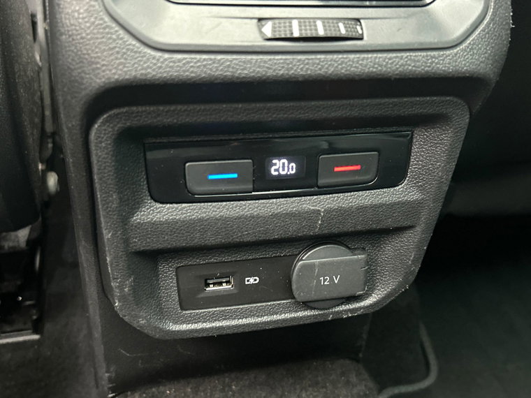 Vehicle Image 28