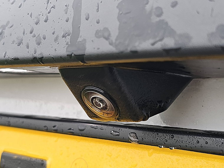 Vehicle Image 21