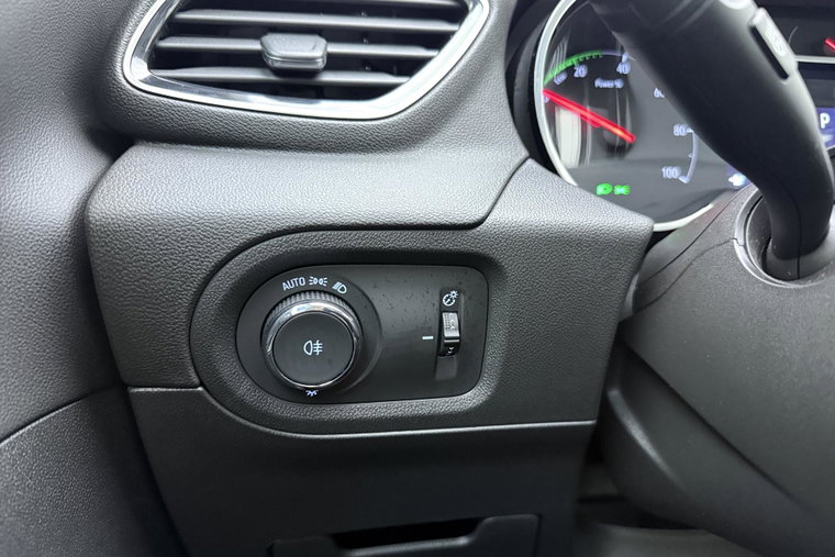 Vehicle Image 24