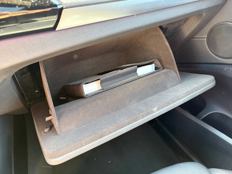 Vehicle Image 33