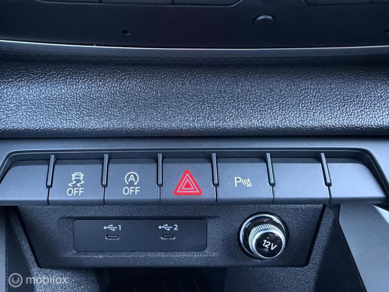 Vehicle Image 53