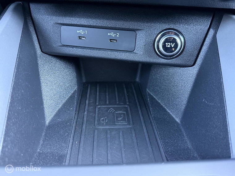 Vehicle Image 54