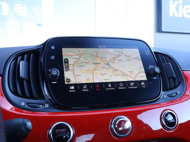 Vehicle Image 9