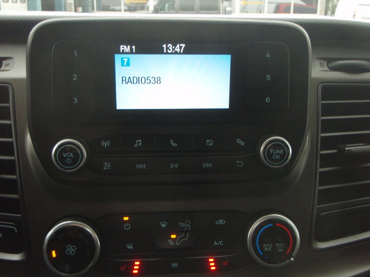 Vehicle Image 20