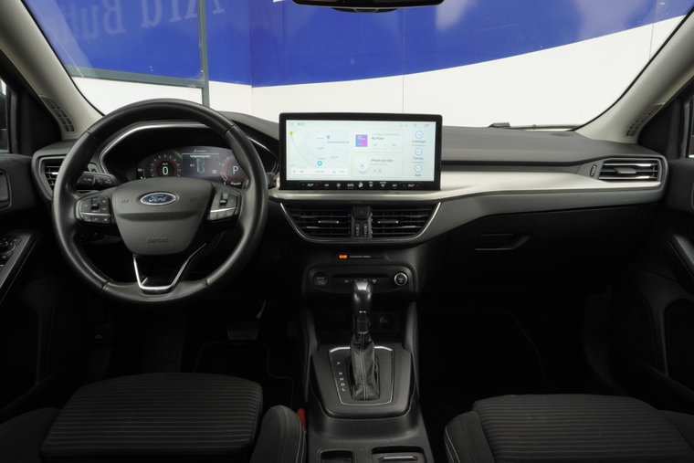 Vehicle Image 25