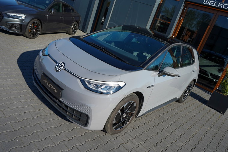 Vehicle Image 35