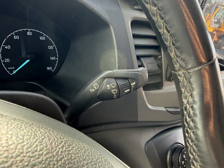Vehicle Image 29