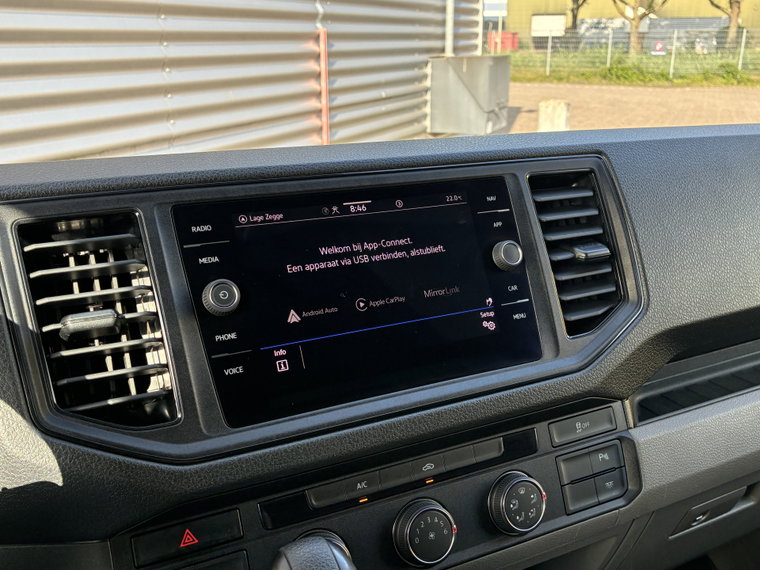 Vehicle Image 27