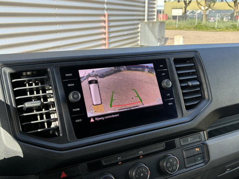 Vehicle Image 28