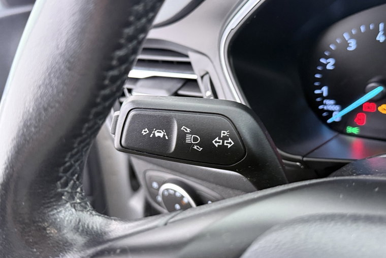 Vehicle Image 30