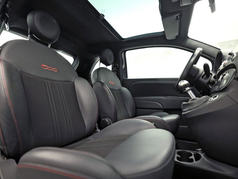 Vehicle Image 14