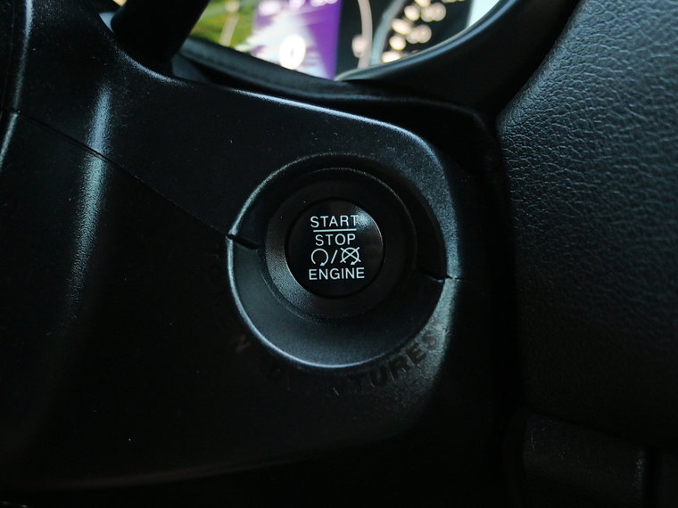 Vehicle Image 26