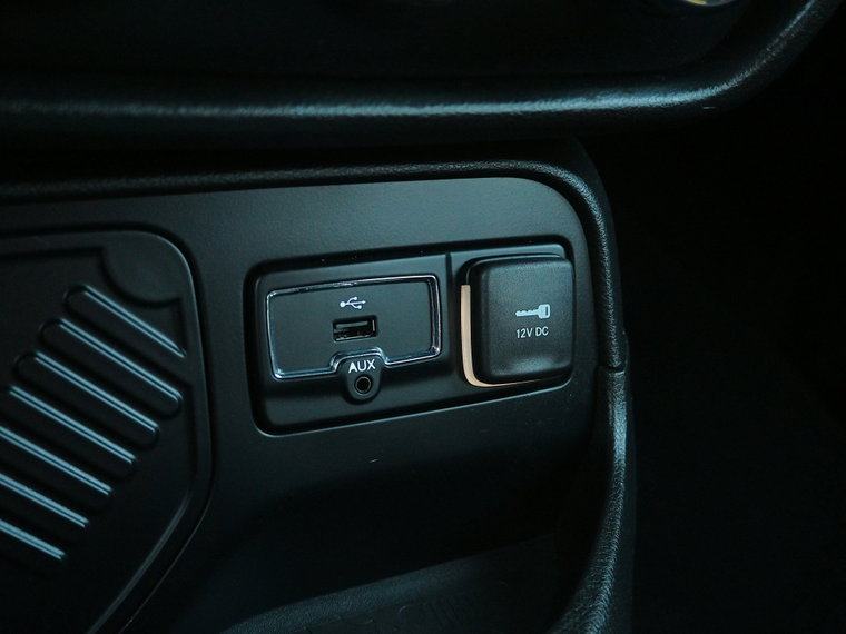 Vehicle Image 27