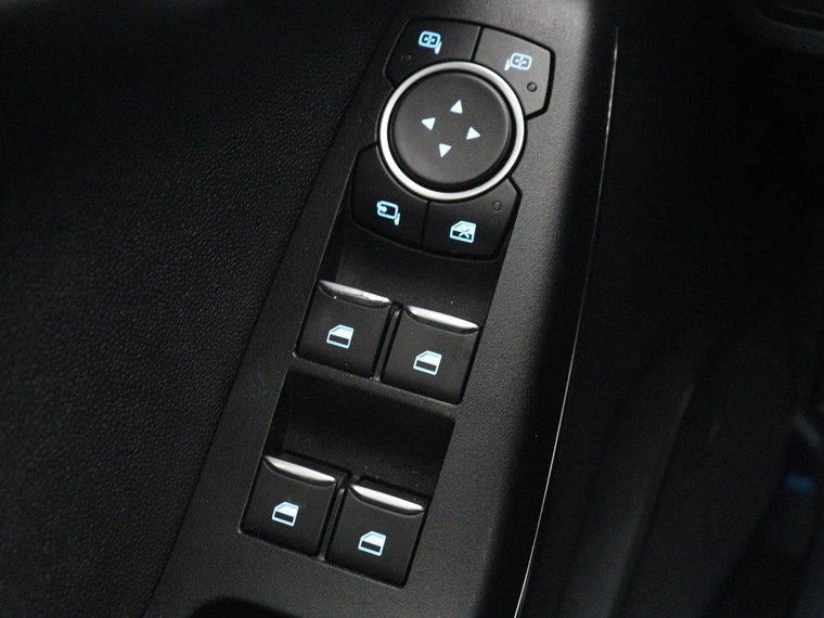 Vehicle Image 26