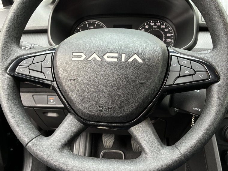 Vehicle Image 24