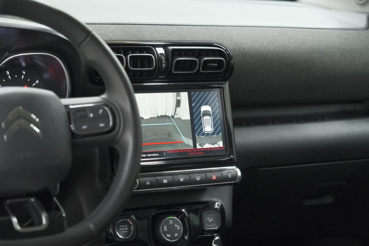 Vehicle Image 31