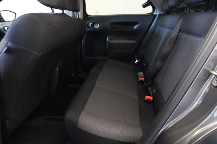 Vehicle Image 18