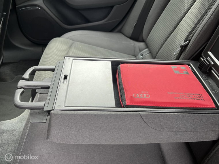 Vehicle Image 41