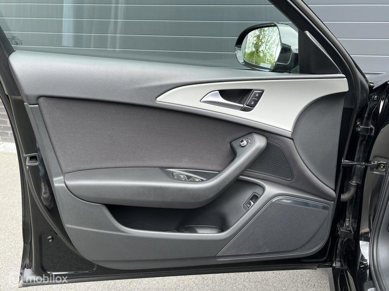 Vehicle Image 45
