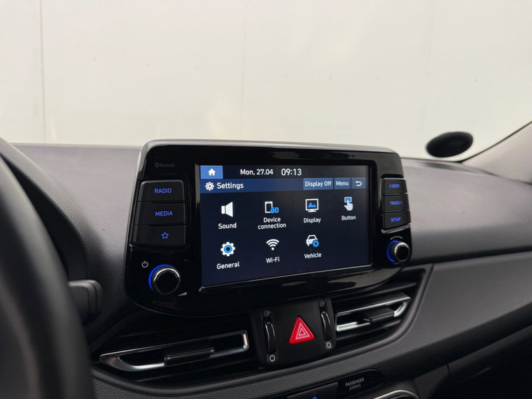 Vehicle Image 22