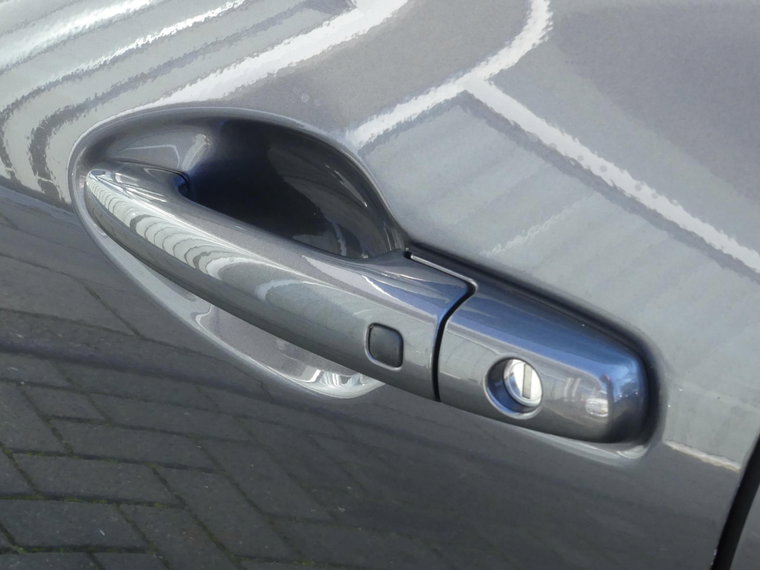 Vehicle Image 33
