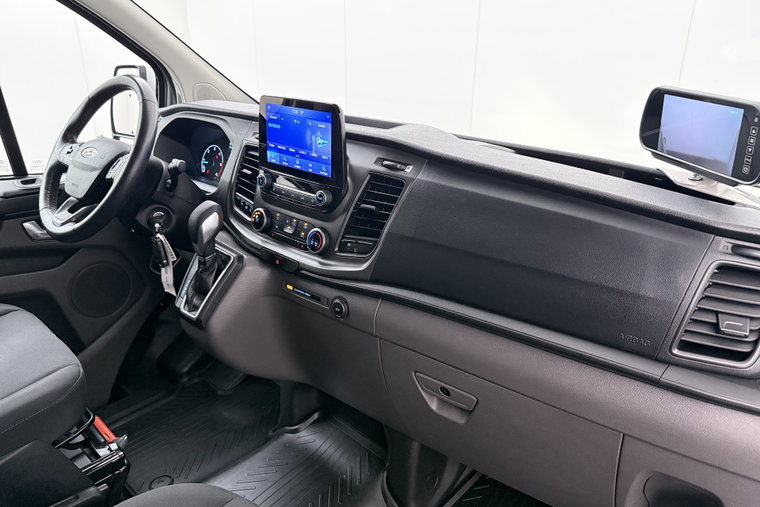 Vehicle Image 15