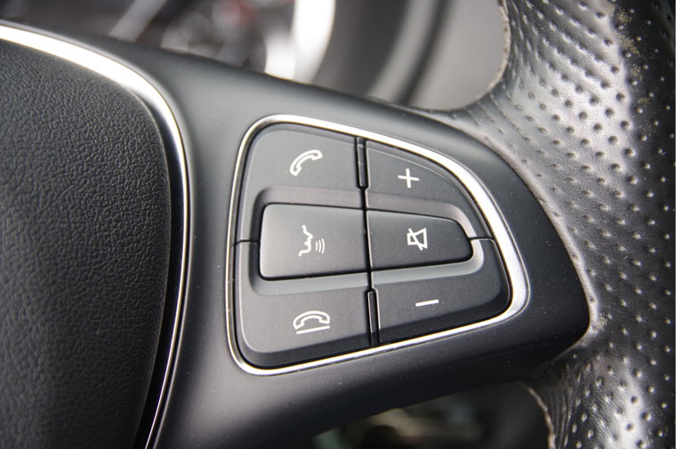 Vehicle Image 32