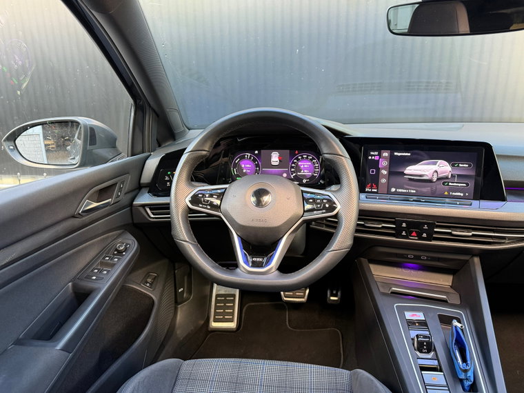 Vehicle Image 31