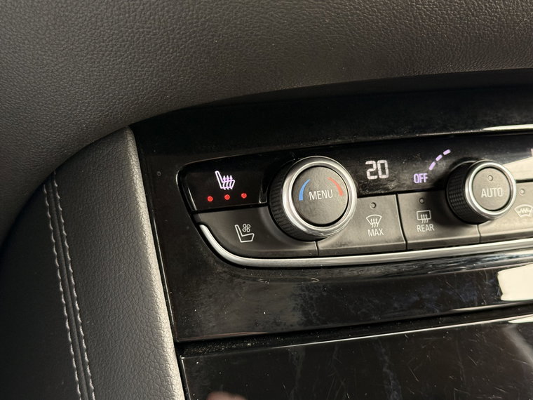 Vehicle Image 37