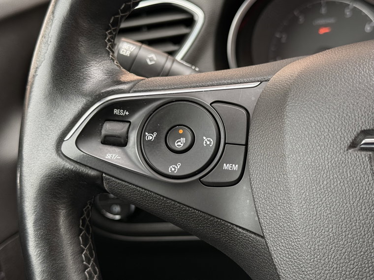 Vehicle Image 40