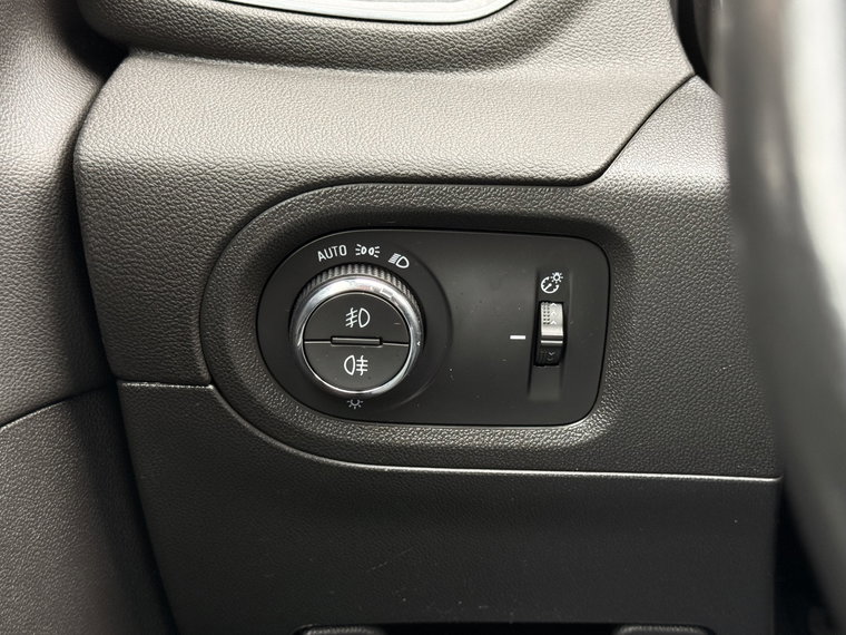 Vehicle Image 45