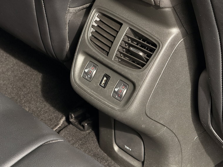 Vehicle Image 50