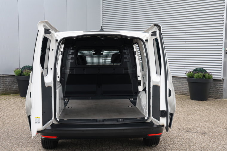 Vehicle Image 26