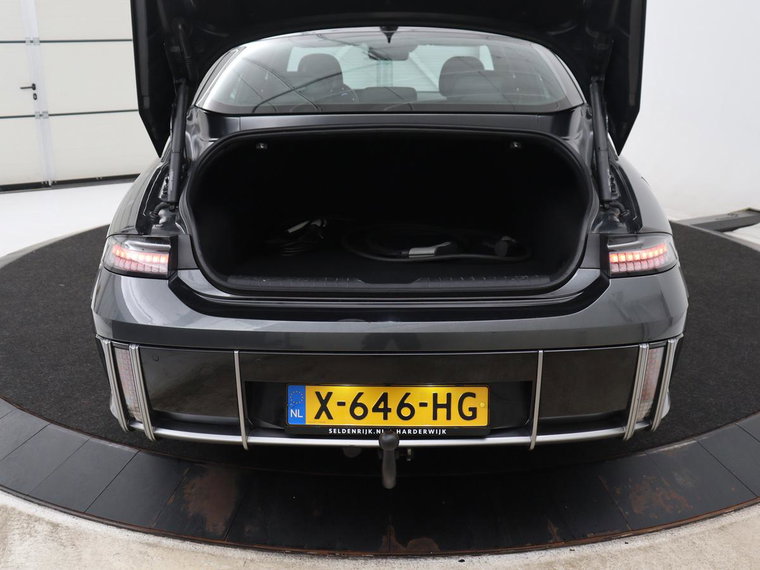 Vehicle Image 33