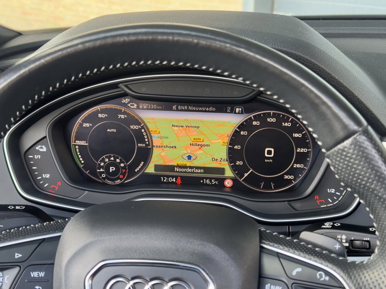 Vehicle Image 23
