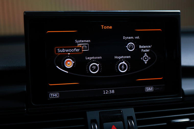 Vehicle Image 30