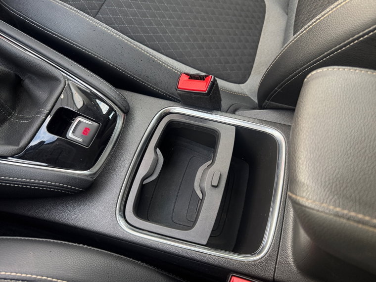 Vehicle Image 32