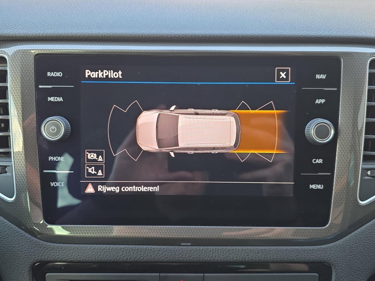 Vehicle Image 18