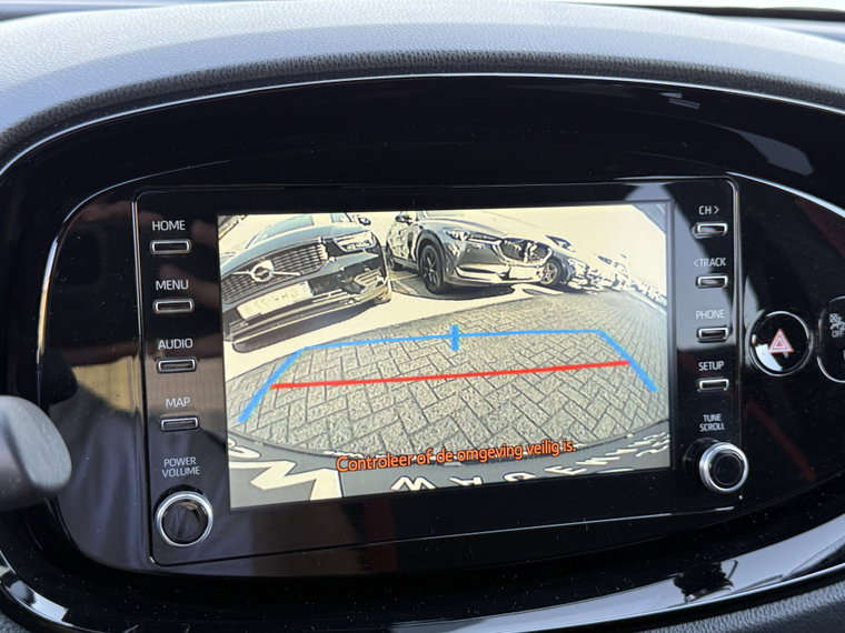 Vehicle Image 20