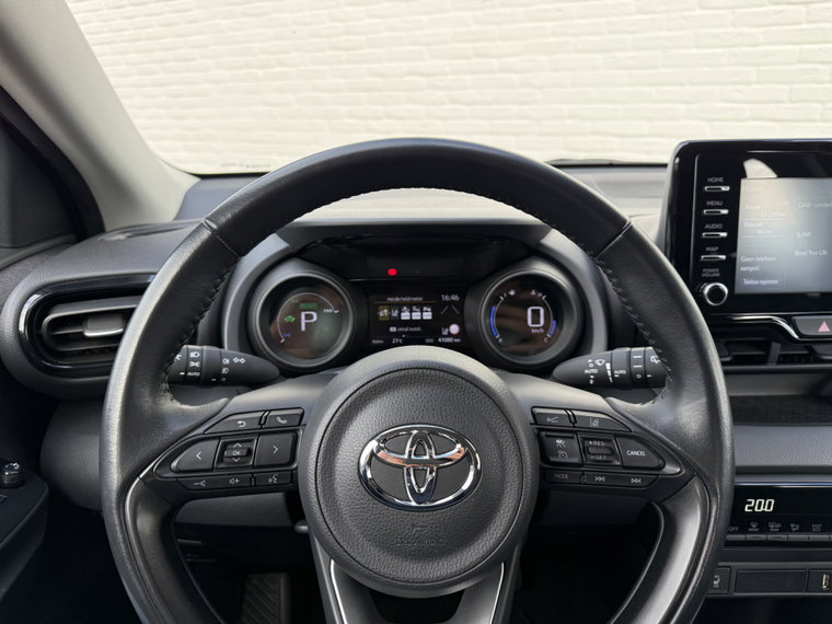Vehicle Image 14